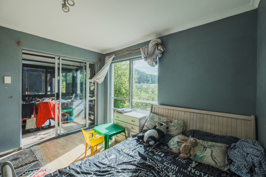 3 Bedroom Property for Sale in Vredehoek Western Cape